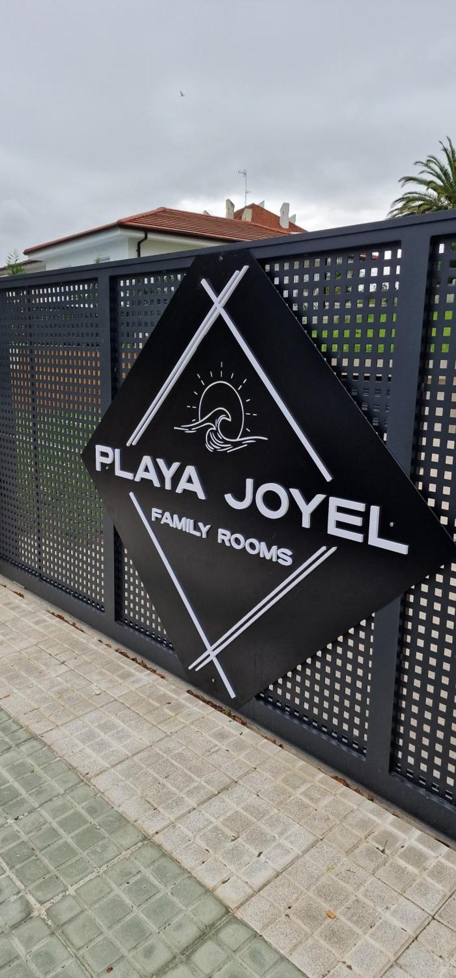 Playa Joyel Family Rooms Noja Bagian luar foto